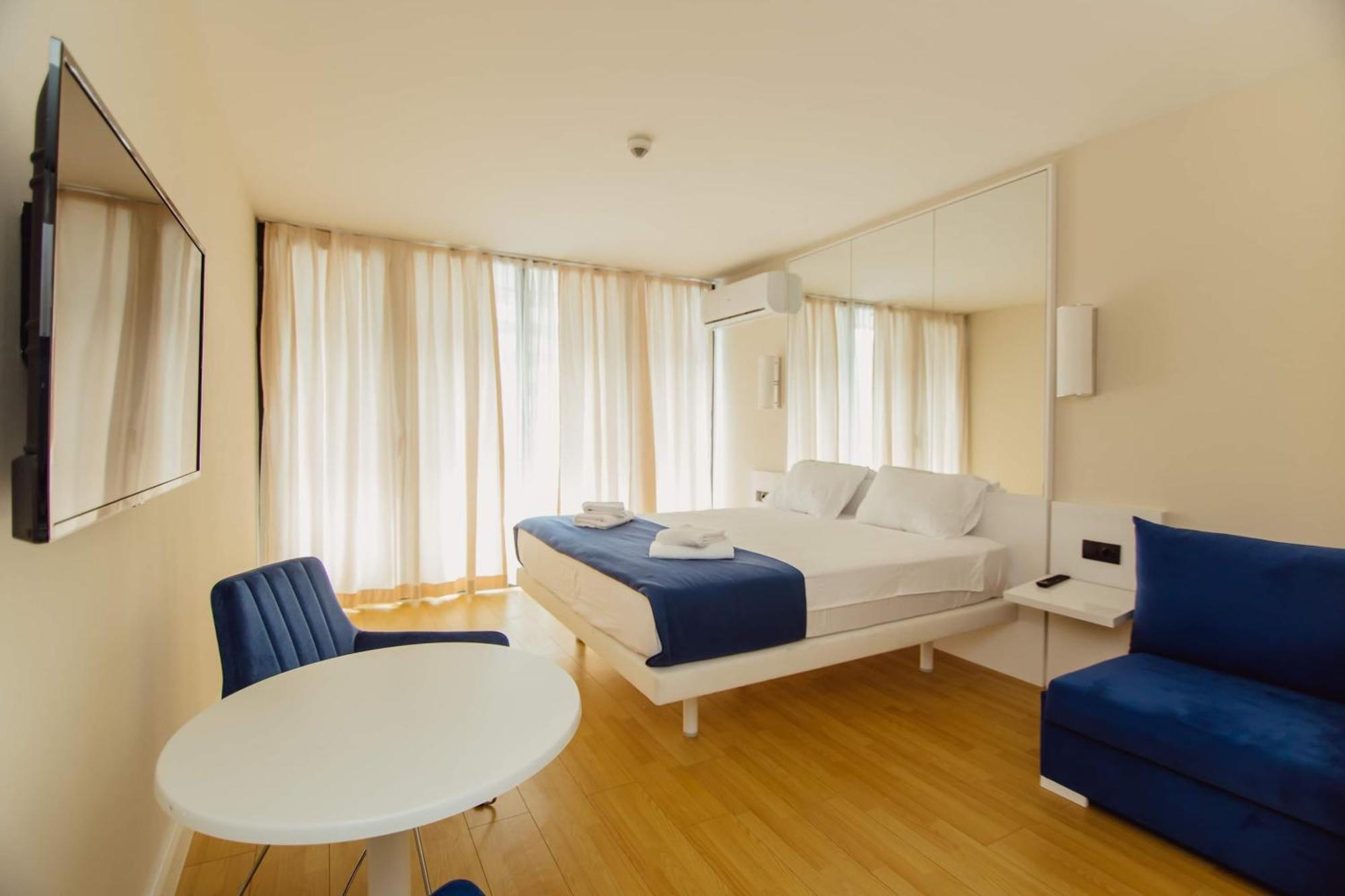 Orbi City Black Sea View Aparthotel Batoumi Extérieur photo